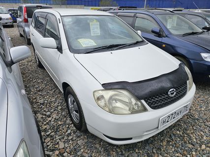 Toyota Corolla Fielder, 2001