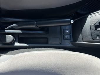 Toyota Corolla Axio, 2016