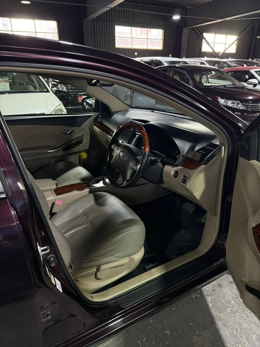 Toyota Premio, 2013