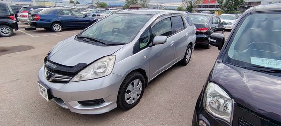 Honda Fit Shuttle, 2014