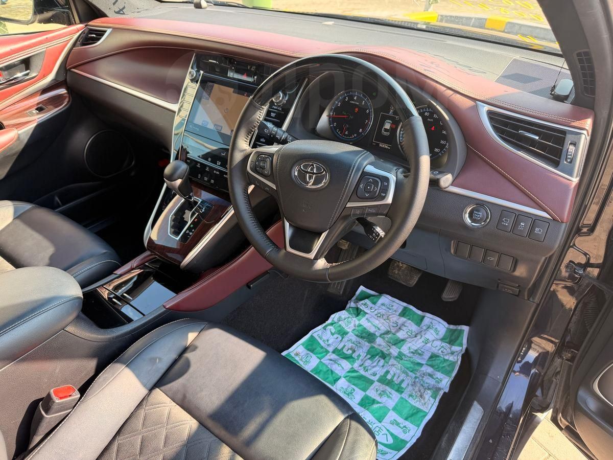 Toyota Harrier, 2014