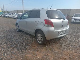 Toyota Vitz, 2010