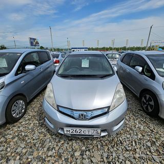 Honda Fit Shuttle, 2012
