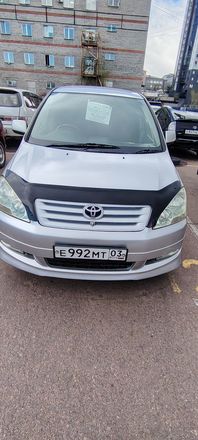 Toyota Ipsum, 2002