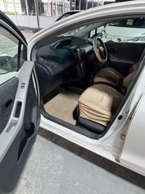 Toyota Vitz, 2008