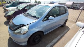 Honda Fit, 2002