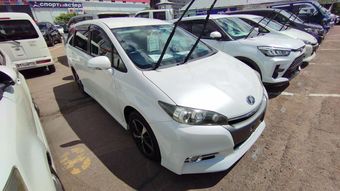 Toyota Wish, 2013