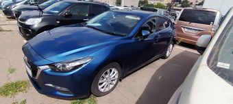 Mazda Axela, 2016