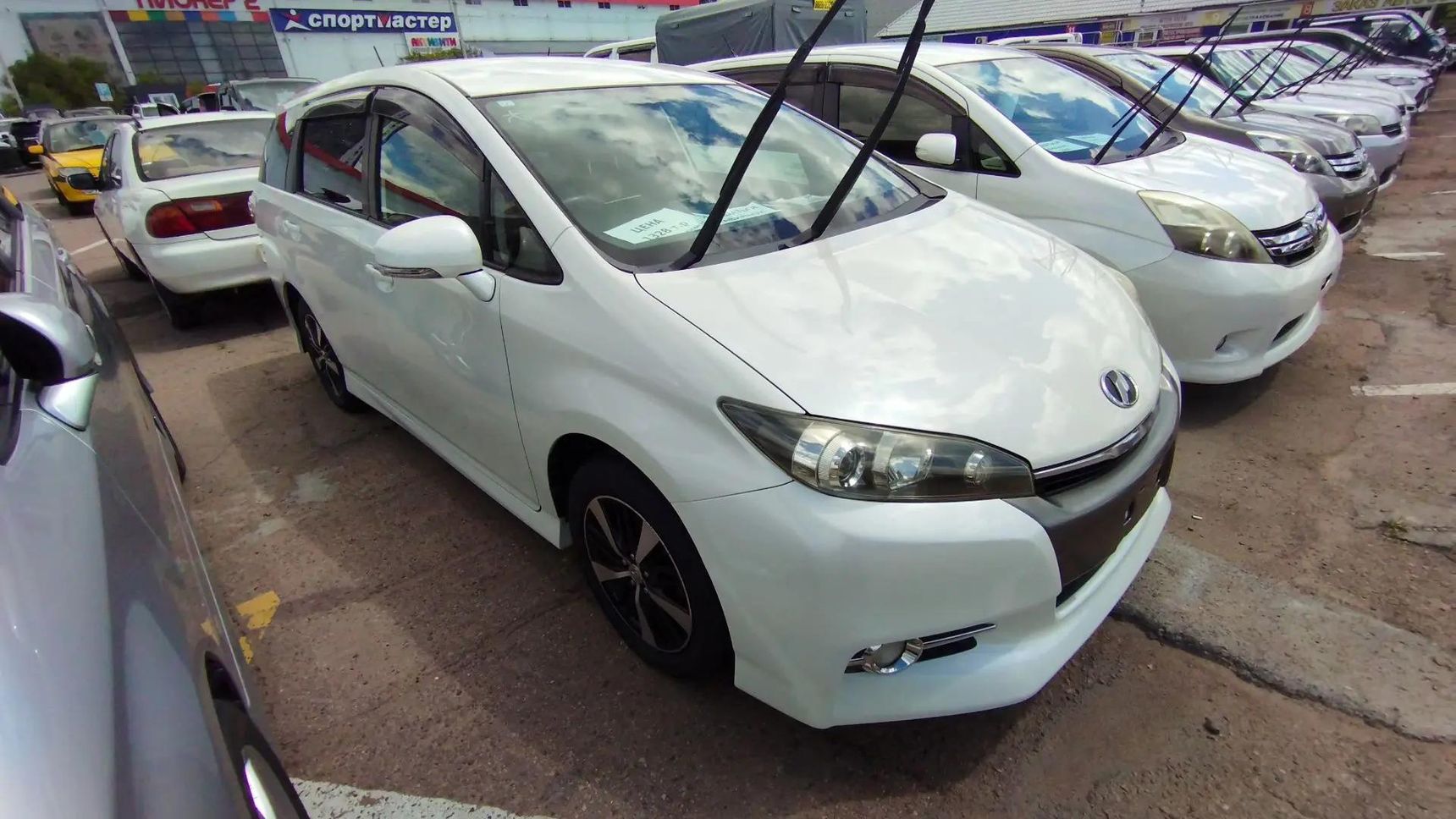 Toyota Wish, 2012