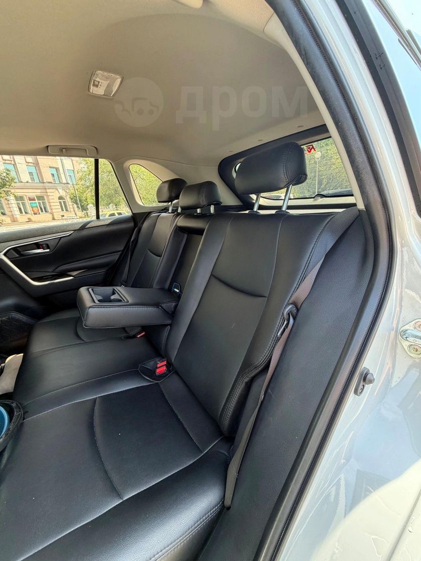 Toyota RAV4, 2020