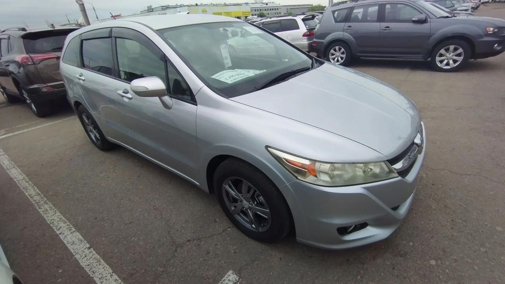 Honda Stream, 2011