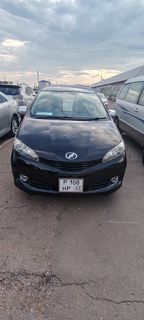 Toyota Wish, 2011