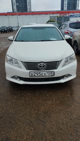 Toyota Camry, 2014