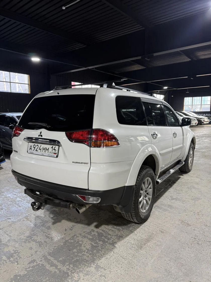 Mitsubishi Pajero Sport, 2012