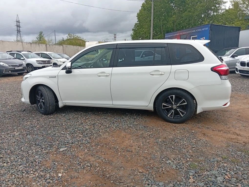 Toyota Corolla Fielder, 2018