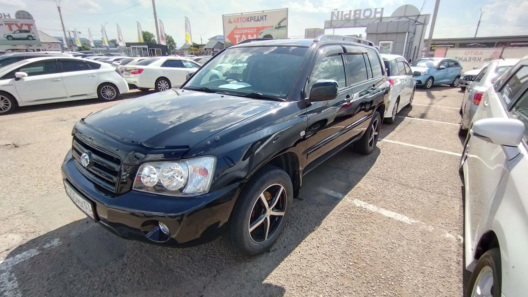 Toyota Kluger V, 2001