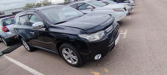 Mitsubishi Outlander, 2012