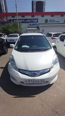Honda Fit Shuttle, 2011