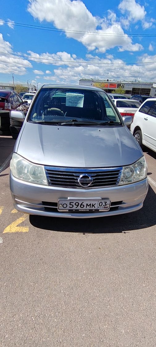 Nissan Liberty, 2002