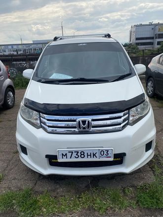 Honda Freed Spike, 2010