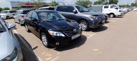 Toyota Camry, 2010