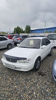 Toyota Corolla, 1998