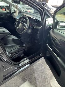 Toyota Wish, 2015
