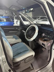 Honda Stepwgn, 2015