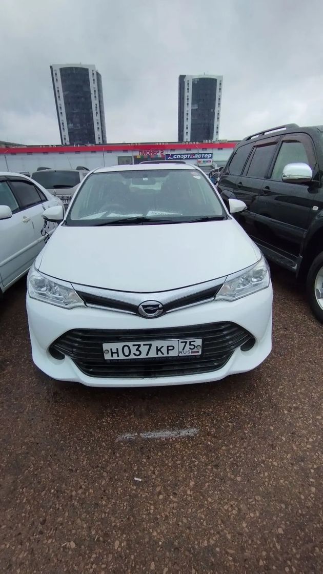 Toyota Corolla Axio, 2016
