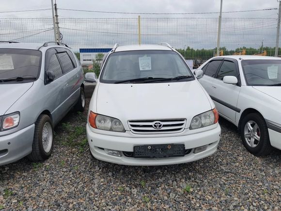 Toyota Ipsum, 2001