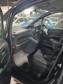 Toyota Noah, 2014