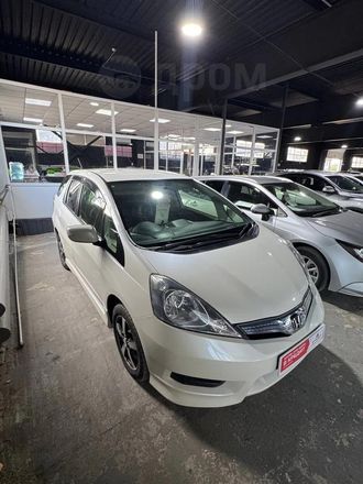 Honda Fit Shuttle, 2012