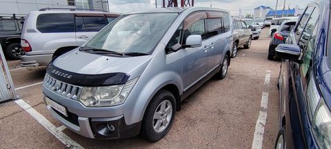 Mitsubishi Delica, 2010