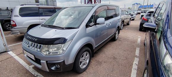 Mitsubishi Delica, 2010