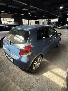 Toyota Vitz, 2010