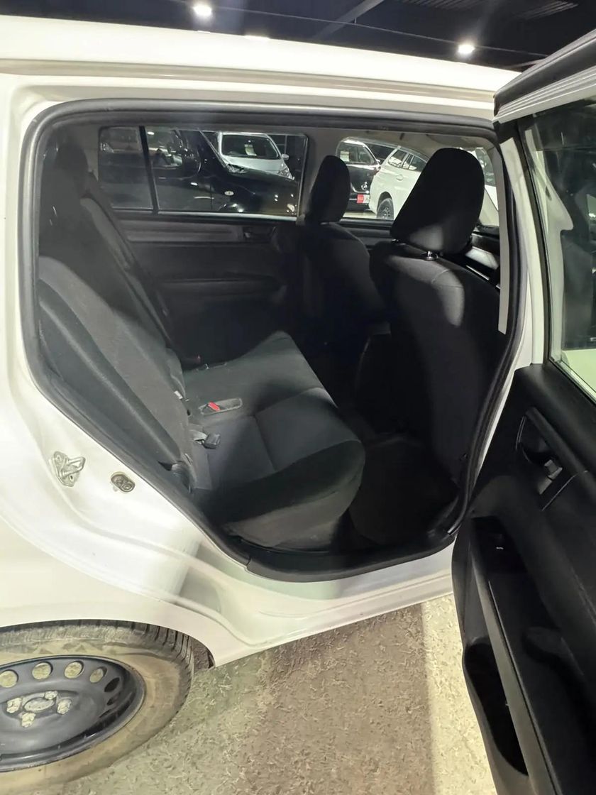 Toyota Corolla Fielder, 2017