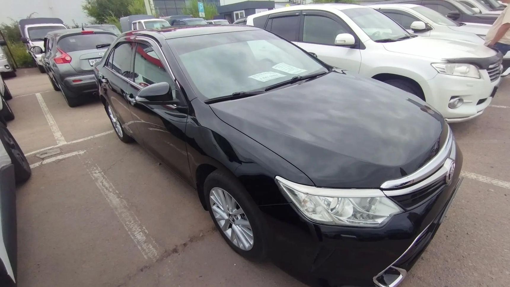 Toyota Camry, 2016