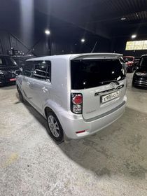 Toyota Corolla Rumion, 2010