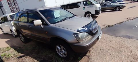 Toyota Harrier, 1998