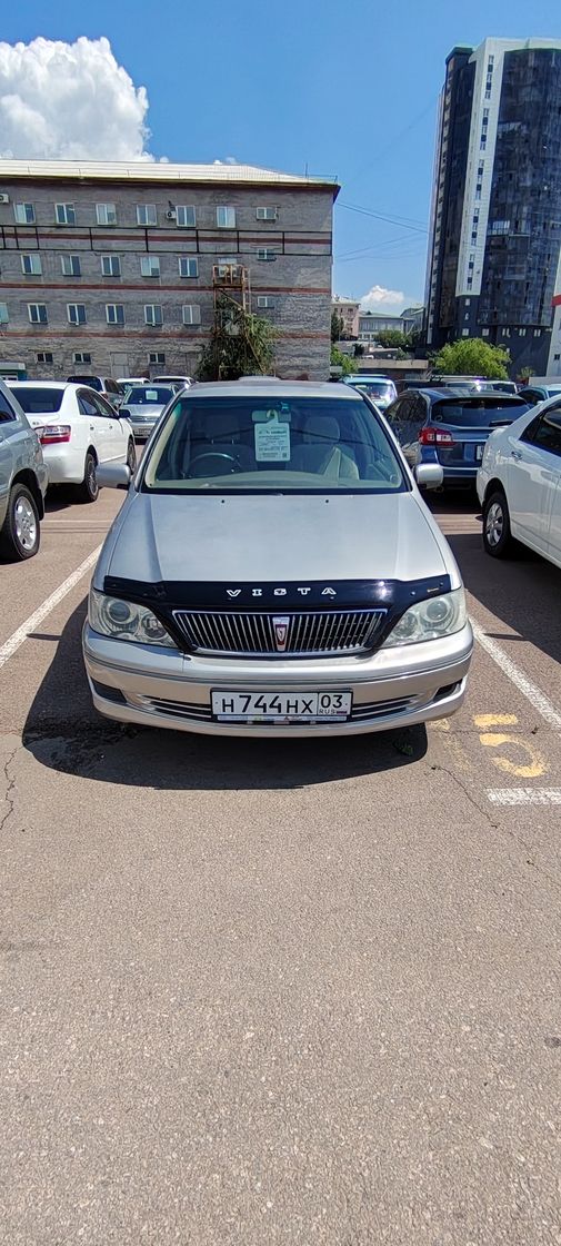 Toyota Vista, 2000