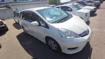 Honda Fit Shuttle, 2011