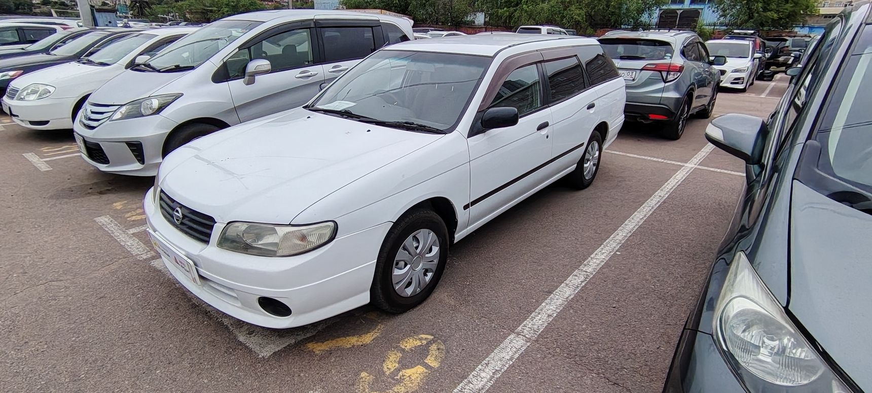 Nissan Expert, 2003