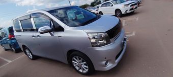 Toyota Voxy, 2007