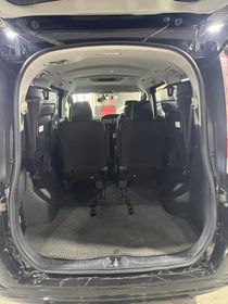 Toyota Noah, 2014
