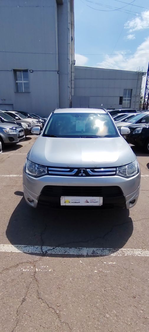 Mitsubishi Outlander, 2014