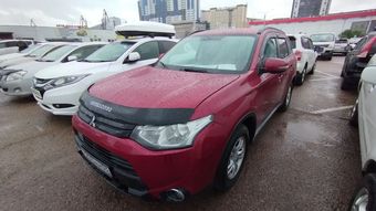 Mitsubishi Outlander, 2014