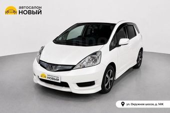 Honda Fit Shuttle, 2012