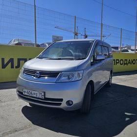 Nissan Serena, 2005
