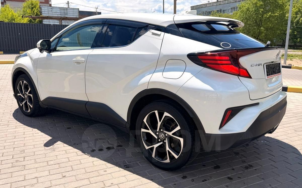 Toyota C-HR, 2021