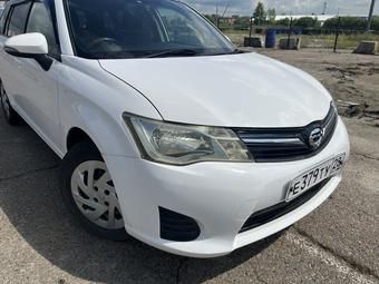 Toyota Corolla Fielder, 2012